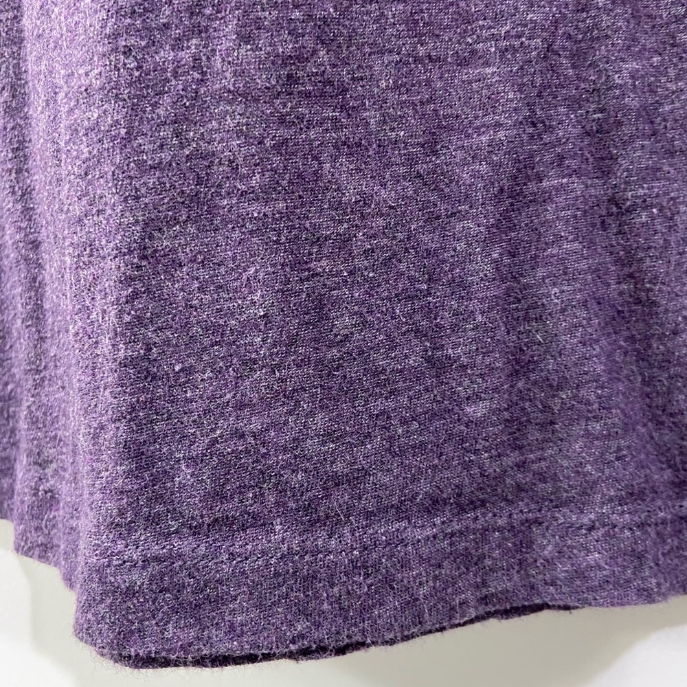 NIKE Dry Fit Slim Fit Long Sleeve V-Neck Shirt - Picture 3 of 7